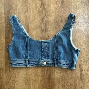 Women’s Scoop Neck Tiny Denim Vest. Medium Wash.